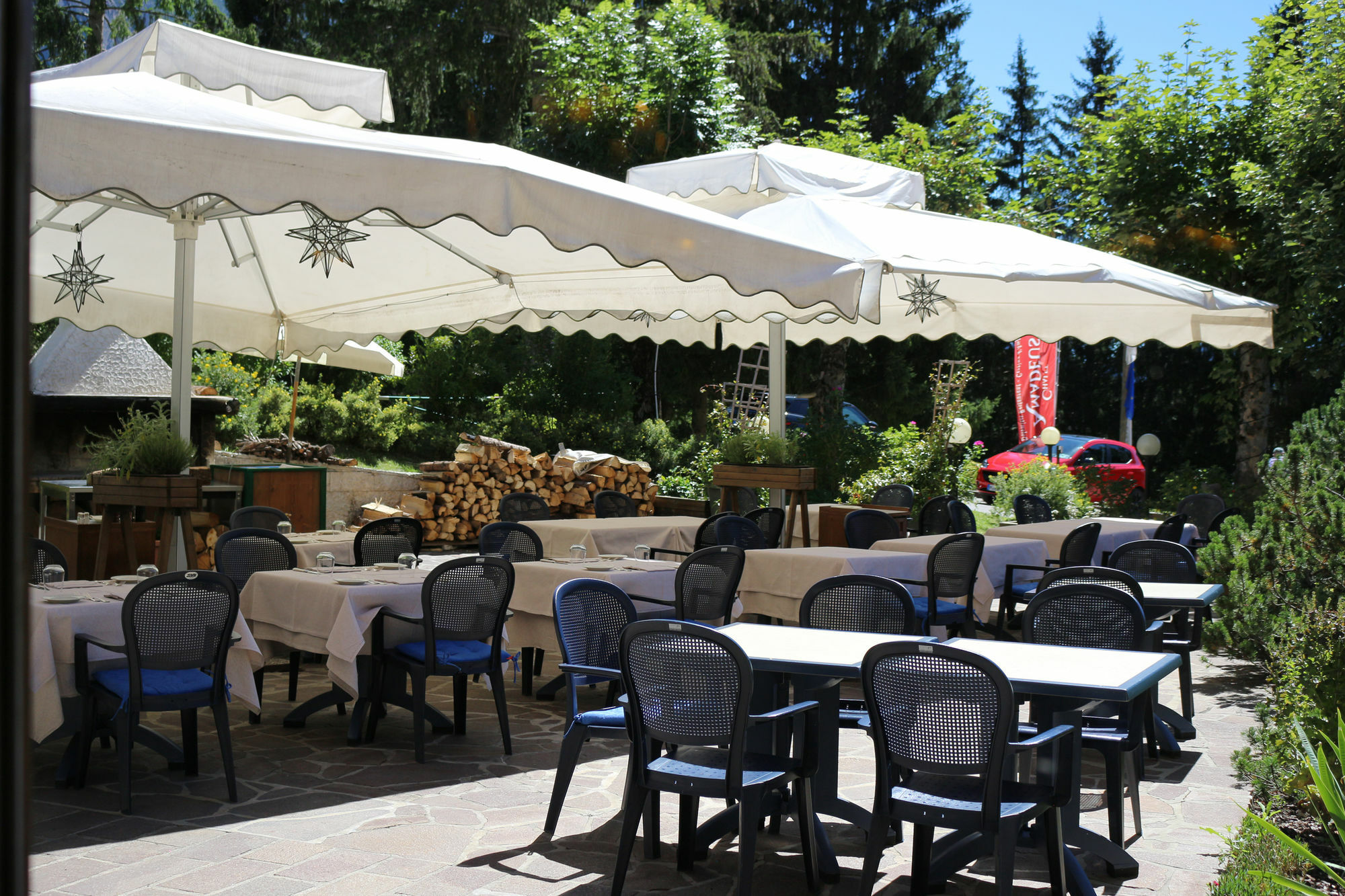 Boutique Hotel Villa Blu Cortina dʼAmpezzo Exterior foto